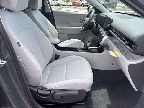 Used 2026 Hyundai Kona SEL Sport FWD image 19
