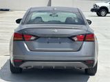 Used 2025 Nissan Altima 2.5 SV image 5