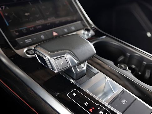 Used 2023 Audi Q8 Premium Plus AWD/4WD image 26