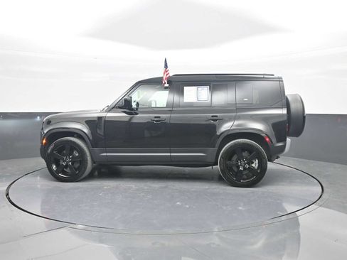 Used 2023 Land Rover Defender 110 SE AWD/4WD image 5