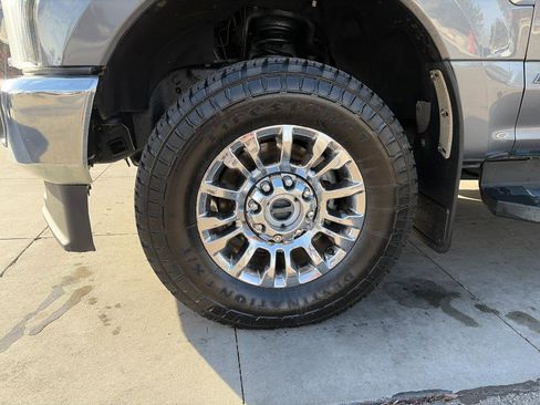 Used 2022 Ford F350 XLT w/ XLT Premium Package image 23