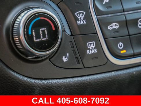 Used 2023 Chevrolet Equinox LT w/ Driver Convenience Package FWD image 35