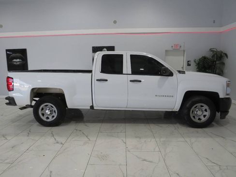 Used 2017 Chevrolet Silverado 1500 W/T w/ WT Fleet Convenience Package RWD image 2