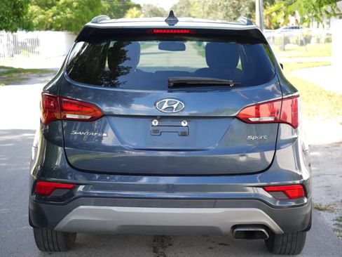 Used 2017 Hyundai Santa Fe Sport FWD image 6