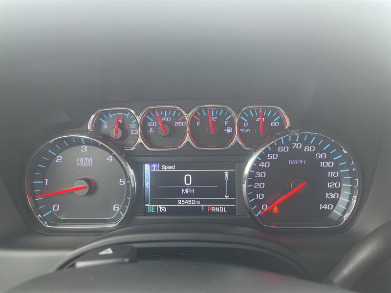 Used 2020 GMC Yukon SLT w/ Value Plus Edition AWD/4WD image 15