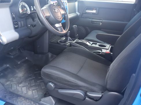 Used 2007 Toyota FJ Cruiser 4WD image 21