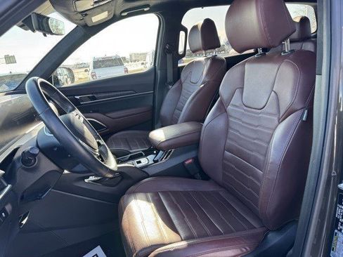 Used 2023 Kia Telluride SX Prestige image 13