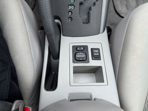 Used 2012 Toyota RAV4 4WD w/ Value Pkg image 36