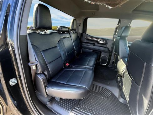 Used 2022 Chevrolet Silverado 1500 LT Trail Boss image 17