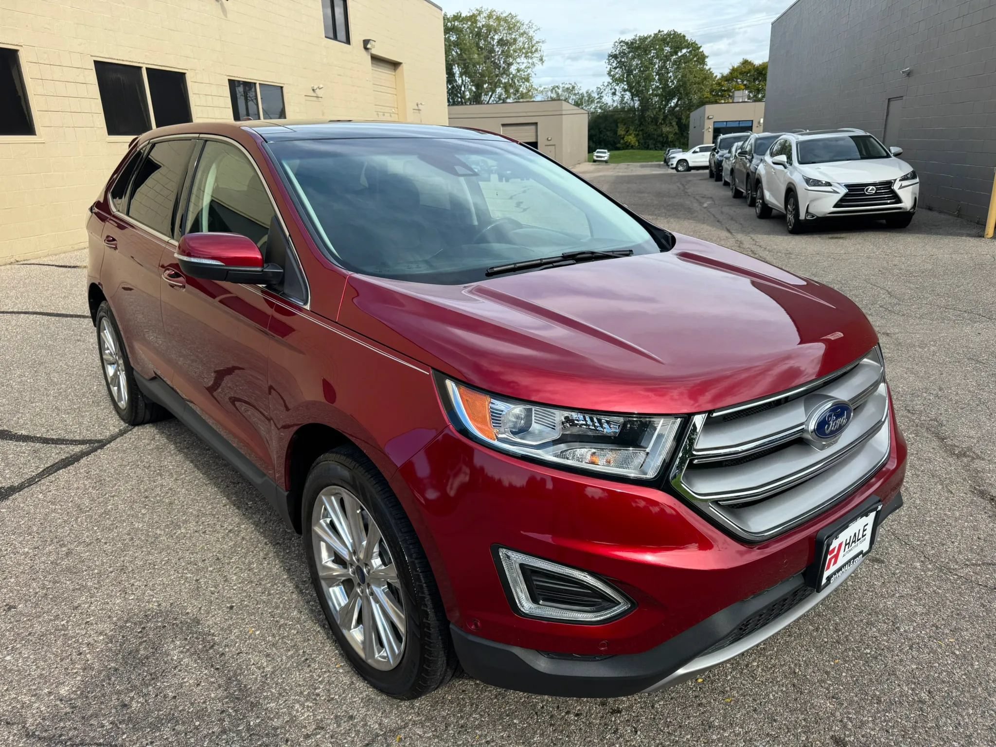Used 2017 Ford Edge Titanium w/ Equipment Group 302A AWD/4WD image 13