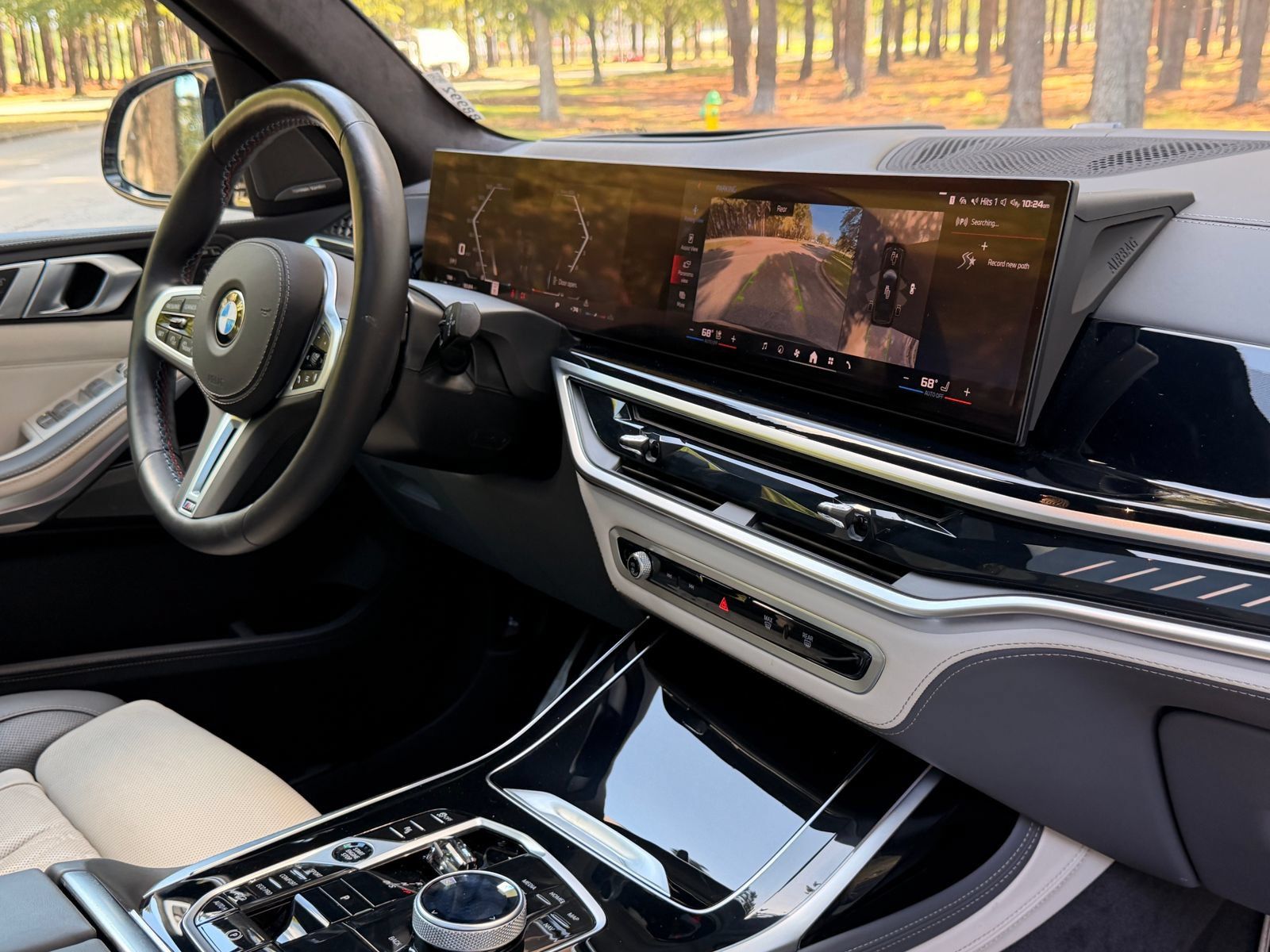 Used 2025 BMW X7 M60i AWD/4WD image 23