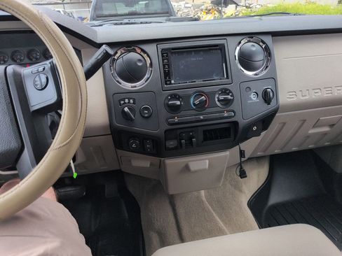 Used 2008 Ford F250 XLT AWD/4WD image 18