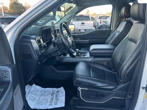 Used 2022 Ford F150 Lariat w/ Max Trailer Tow Package image 7