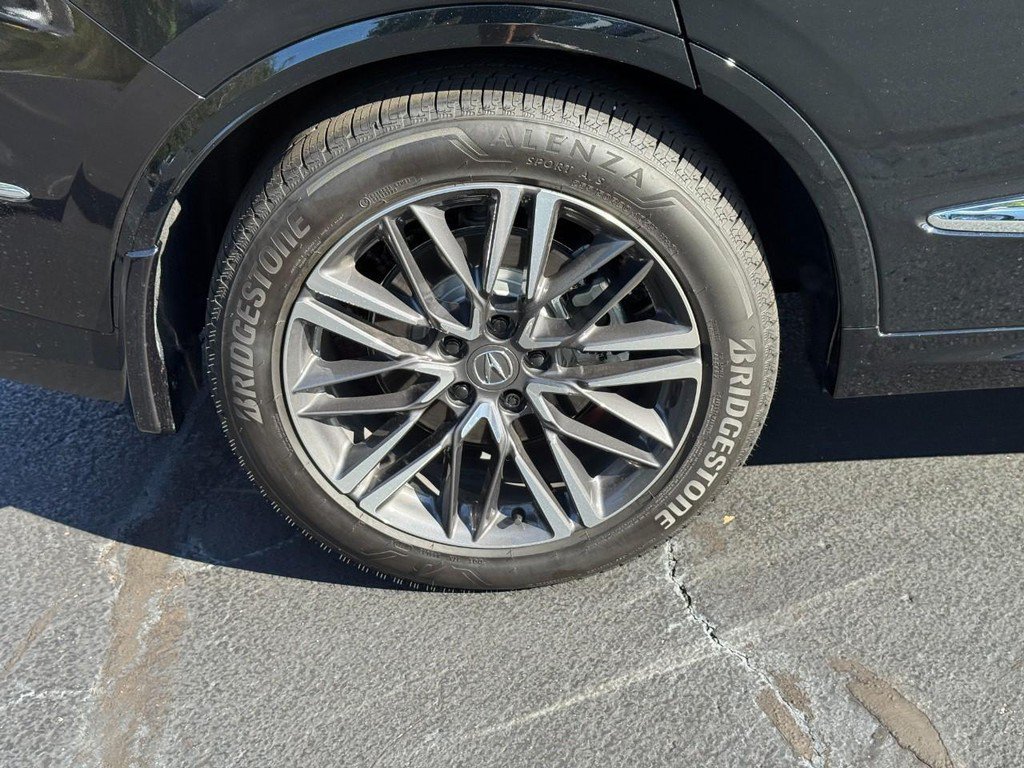 Certified 2026 Acura MDX w/ Advance Package AWD/4WD image 9