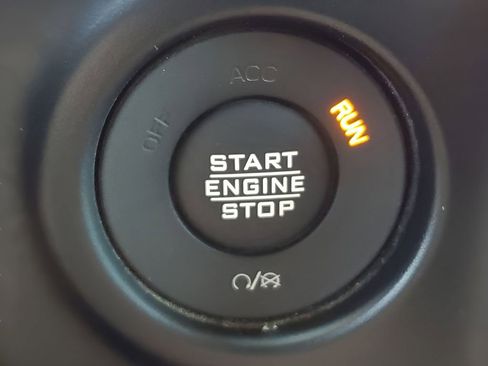 Used 2021 Jeep Wrangler Rubicon image 38