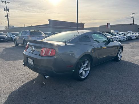 Used 2010 Ford Mustang GT image 6
