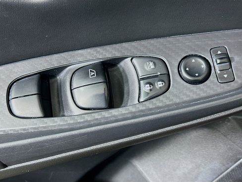 Used 2022 Nissan Sentra SV w/ All-Weather Package image 15