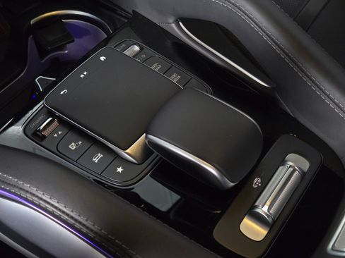 Used 2024 Mercedes-Benz GLE 63 AMG S image 31