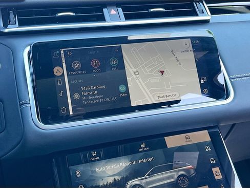 Used 2022 Land Rover Range Rover Velar R-Dynamic S image 13