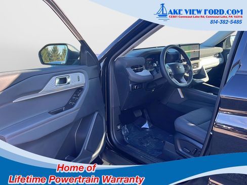 New 2026 Ford Explorer Active image 18