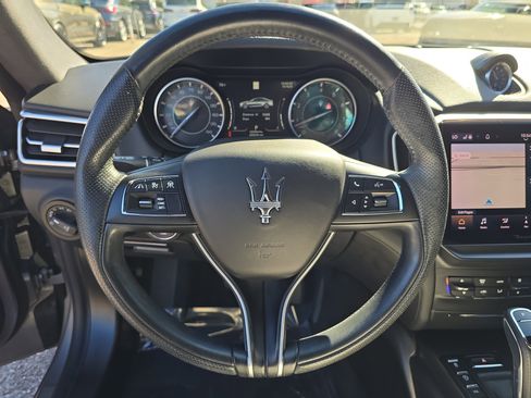 Used 2022 Maserati Ghibli GT image 28