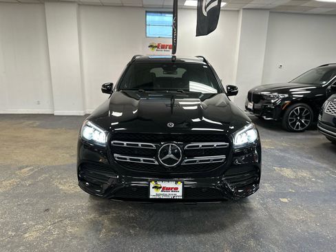 Used 2021 Mercedes-Benz GLS 580 4MATIC w/ E-Active Body Control Package image 3