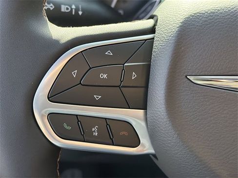 New 2026 Chrysler Pacifica Pinnacle image 24