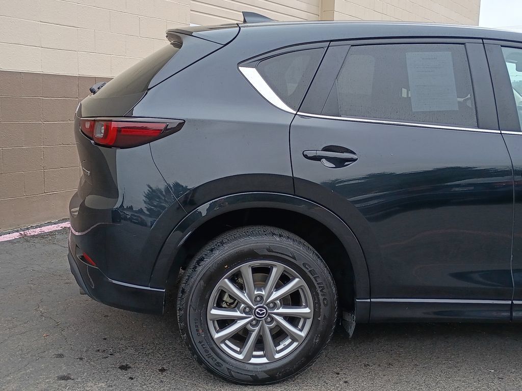 Used 2025 MAZDA CX-5 AWD 2.5 S w/ Preferred Package image 4
