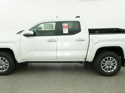 New 2026 Toyota Tacoma Limited AWD/4WD image 18