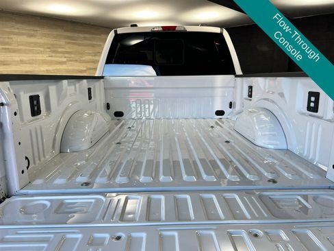 Used 2023 Ford F250 Lariat w/ Sport Appearance Package AWD/4WD image 25