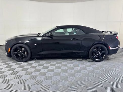 Used 2018 Chevrolet Camaro SS RWD image 35