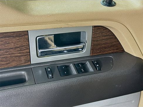Used 2013 Ford F150 Lariat w/ Luxury Equipment Group image 24