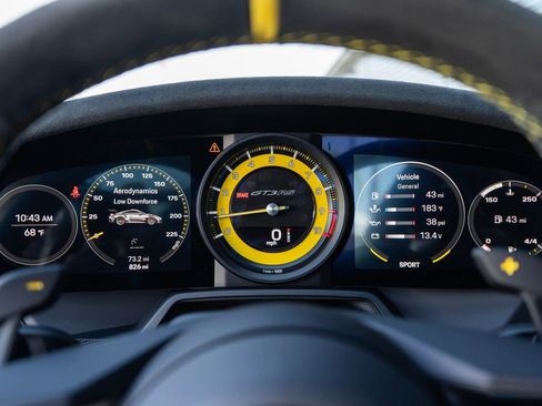 Used 2025 Porsche 911 GT3 RS RWD image 15