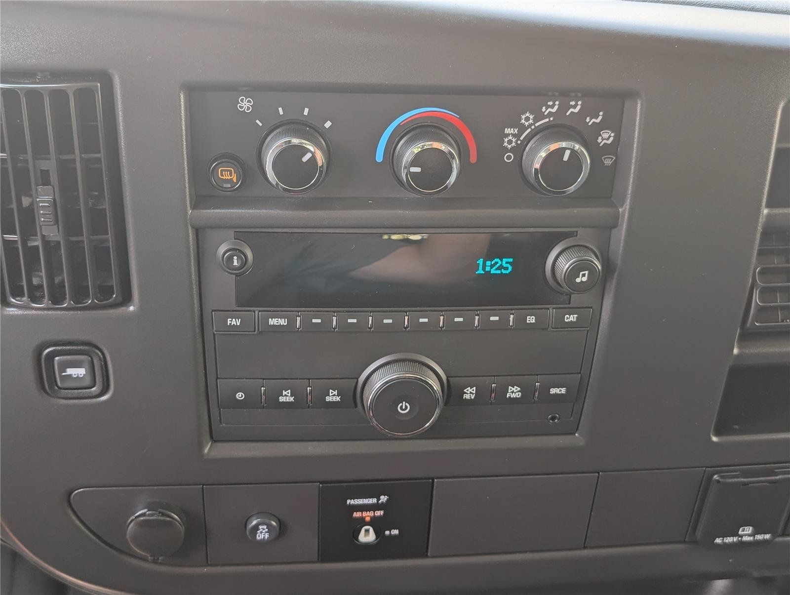 Used 2025 GMC Savana 2500 w/ Driver Convenience Package RWD image 20