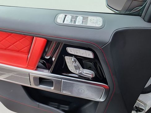 Used 2025 Mercedes-Benz G 63 AMG 4MATIC image 15