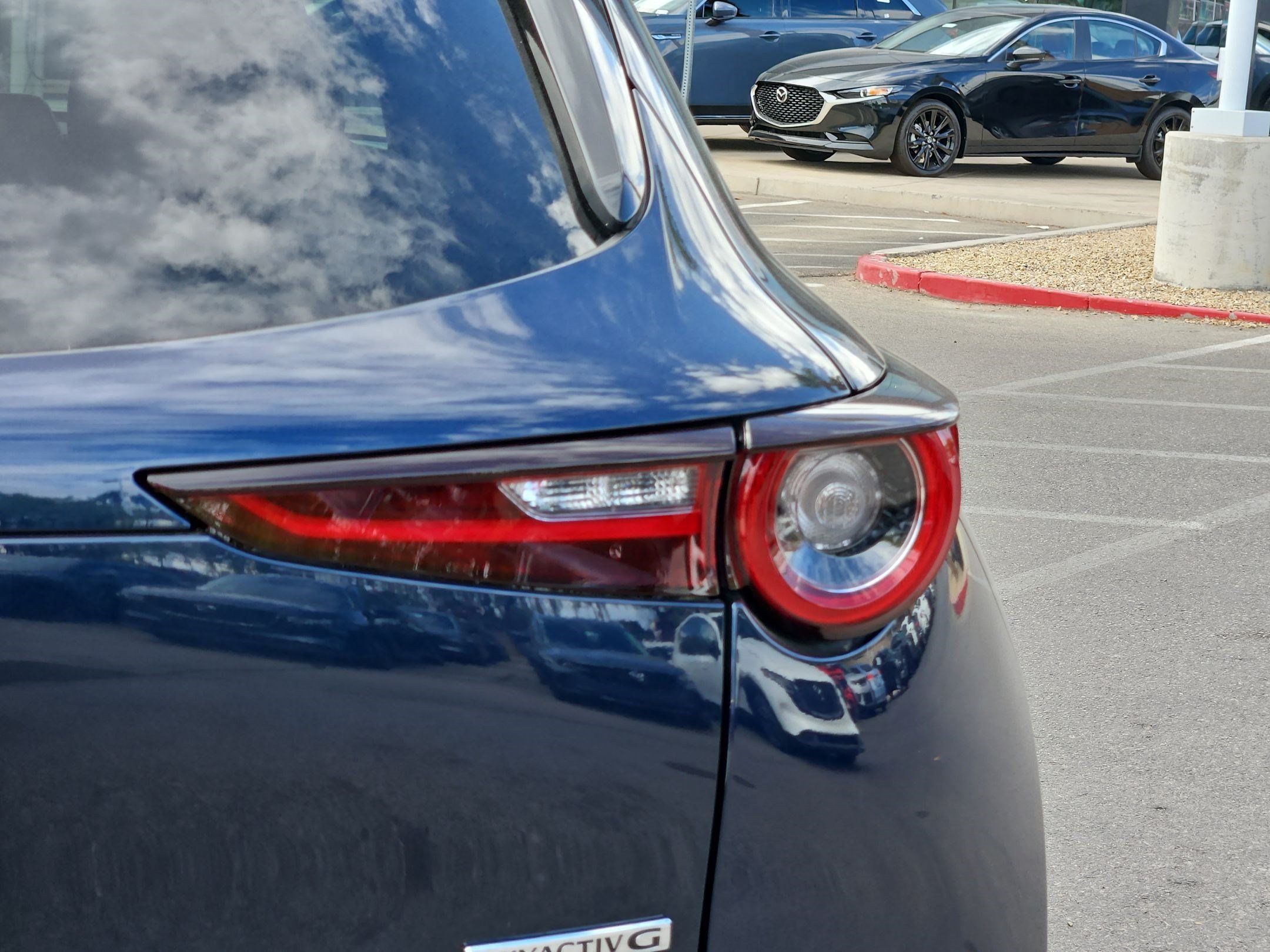 Certified 2025 MAZDA CX-30 AWD 2.5 S w/ Select Sport Pkg image 11