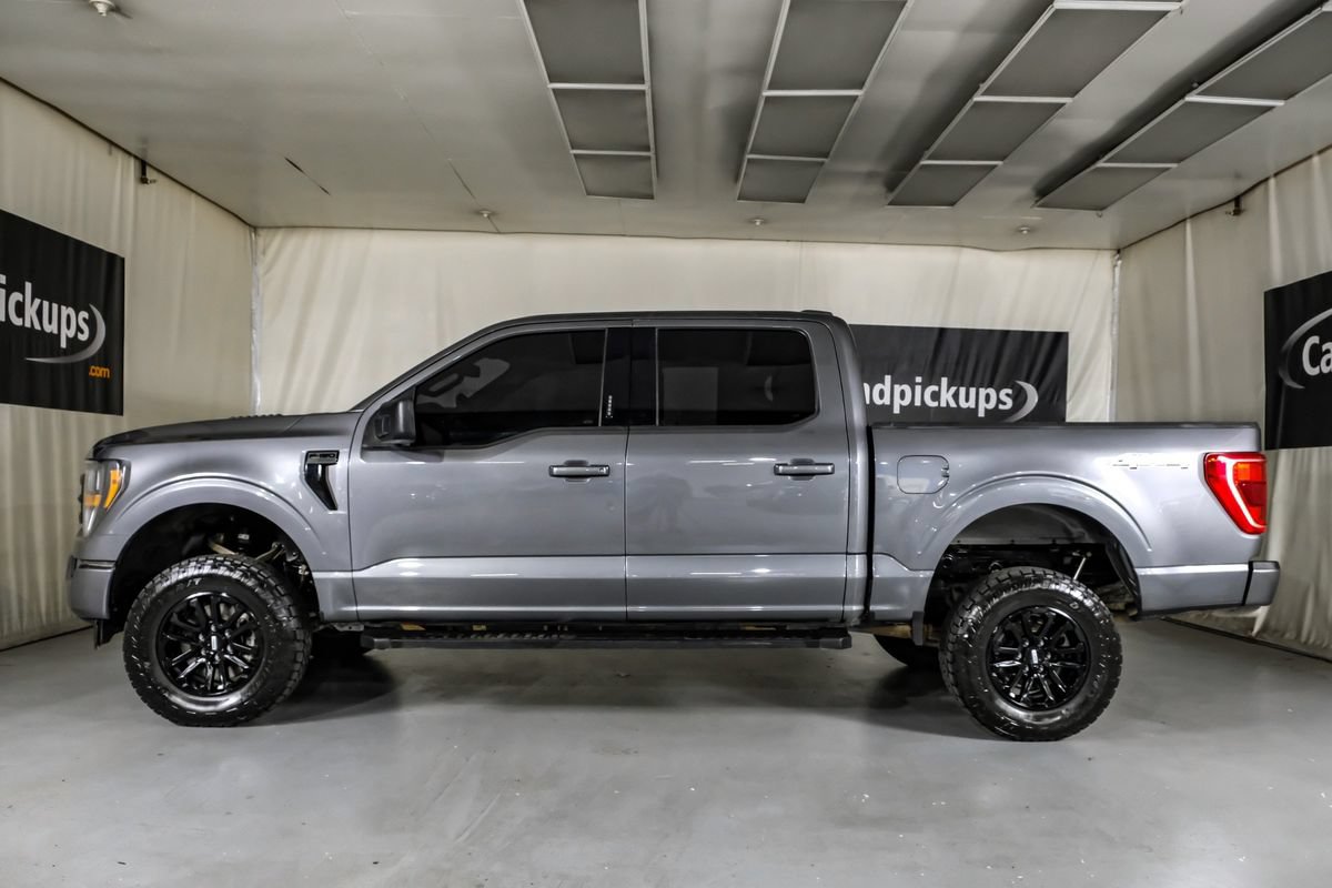 Used 2023 Ford F150 XLT w/ XLT Black Appearance Package AWD/4WD image 11
