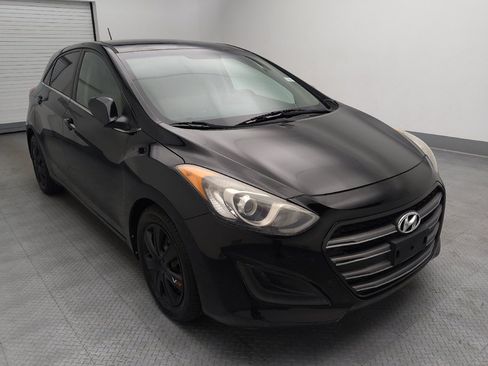 Used 2016 Hyundai Elantra GT FWD image 13
