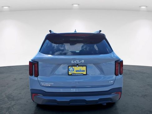 Used 2024 Kia Sorento X-Line EX AWD/4WD image 10
