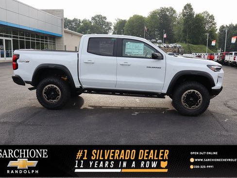 New 2025 Chevrolet Colorado ZR2 w/ Technology Package image 1