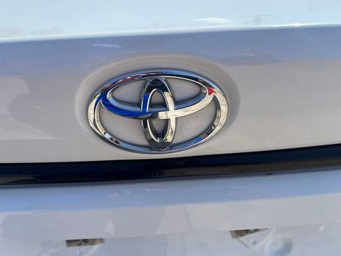 Used 2024 Toyota Corolla LE FWD image 12