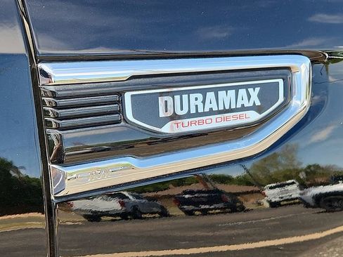 Used 2020 GMC Sierra 1500 Denali w/ Technology Package AWD/4WD image 8