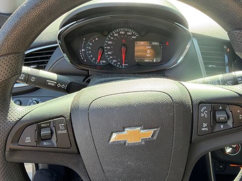 Used 2020 Chevrolet Trax LS w/ Tint and Cruise Package FWD image 18