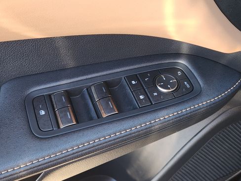 Used 2025 Lexus RX 350 Premium image 27