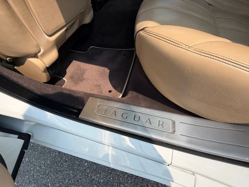 Used 2013 Jaguar XJ L Portfolio AWD/4WD image 22