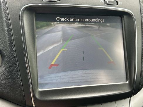 Used 2020 Dodge Journey Crossroad FWD image 34