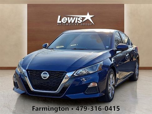 Used 2019 Nissan Altima 2.5 S image 1