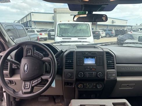 Used 2021 Ford F450 XL w/ Power Equipment Group image 11