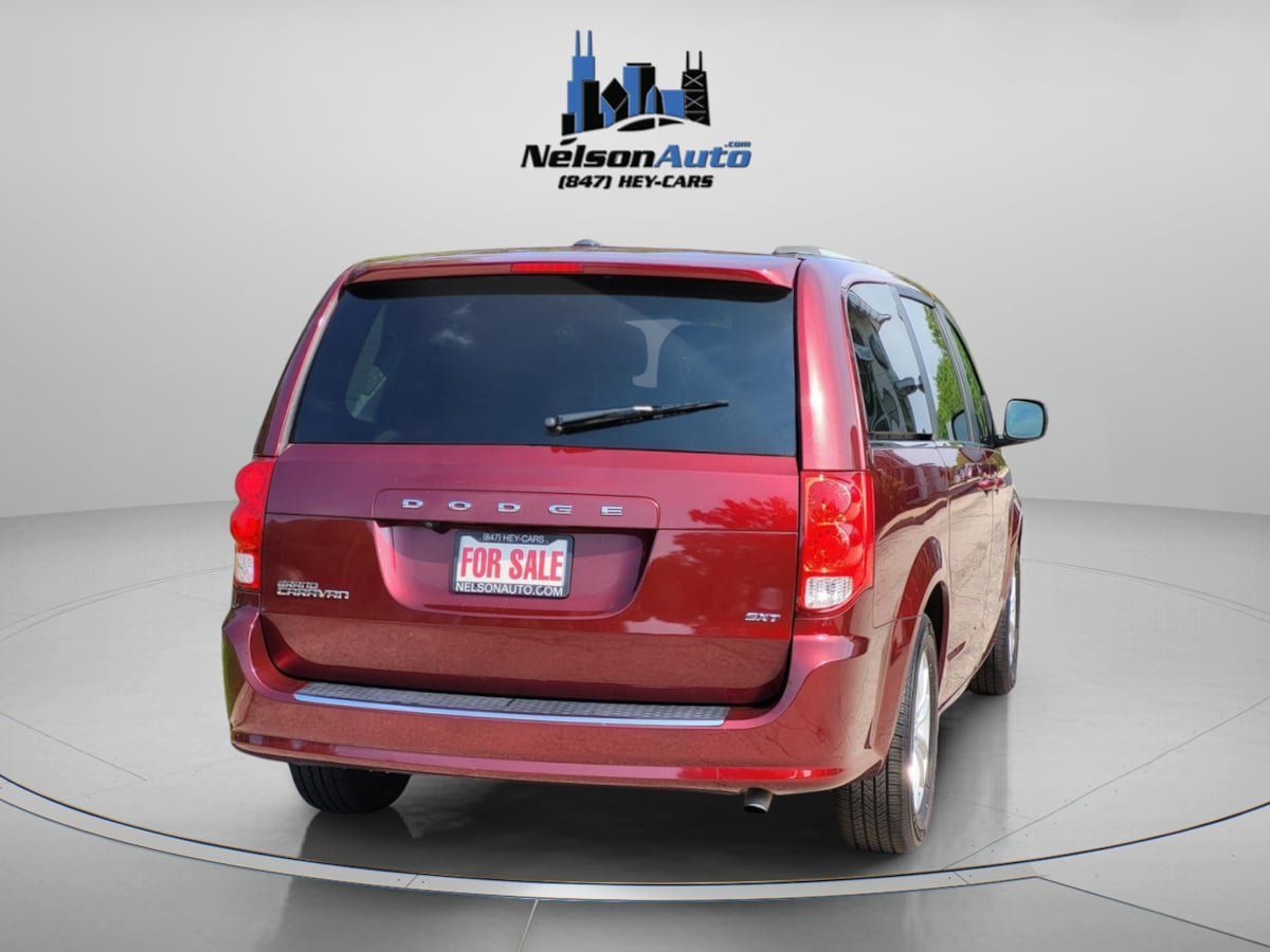Used 2020 Dodge Grand Caravan SXT FWD image 5