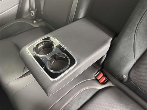 Used 2025 Subaru Forester Touring image 33